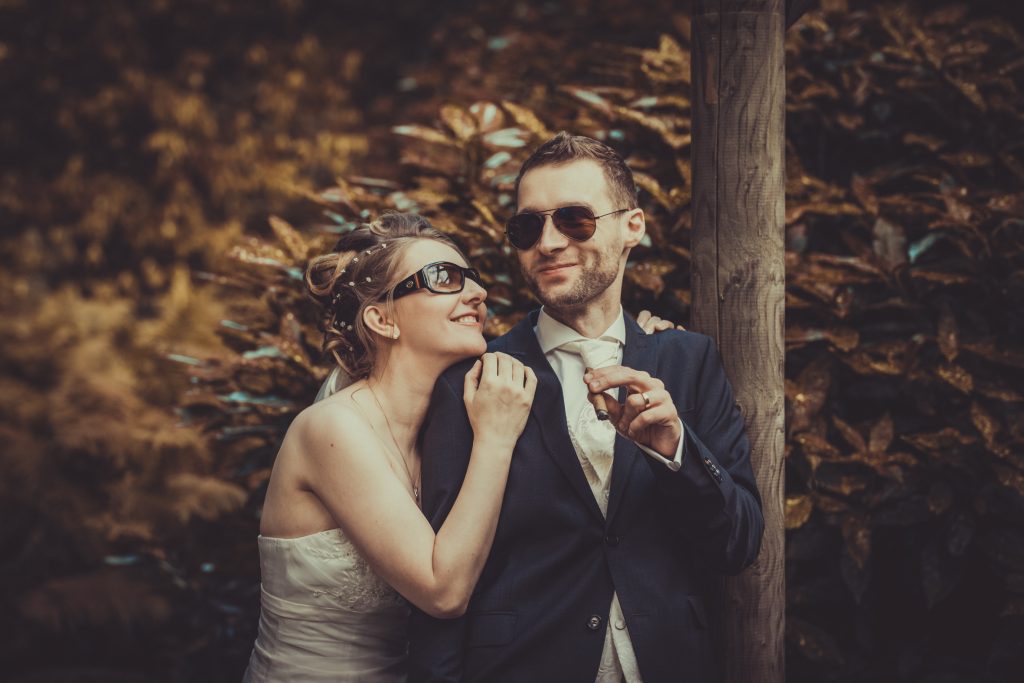 lustiges Hochzeitsfoto eines Preshootings